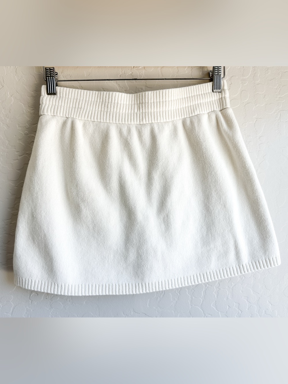 ALO Yoga Scholar Knit Cargo Skirt Skort Ivory Women’s - Size Medium - Picture 4 of 10